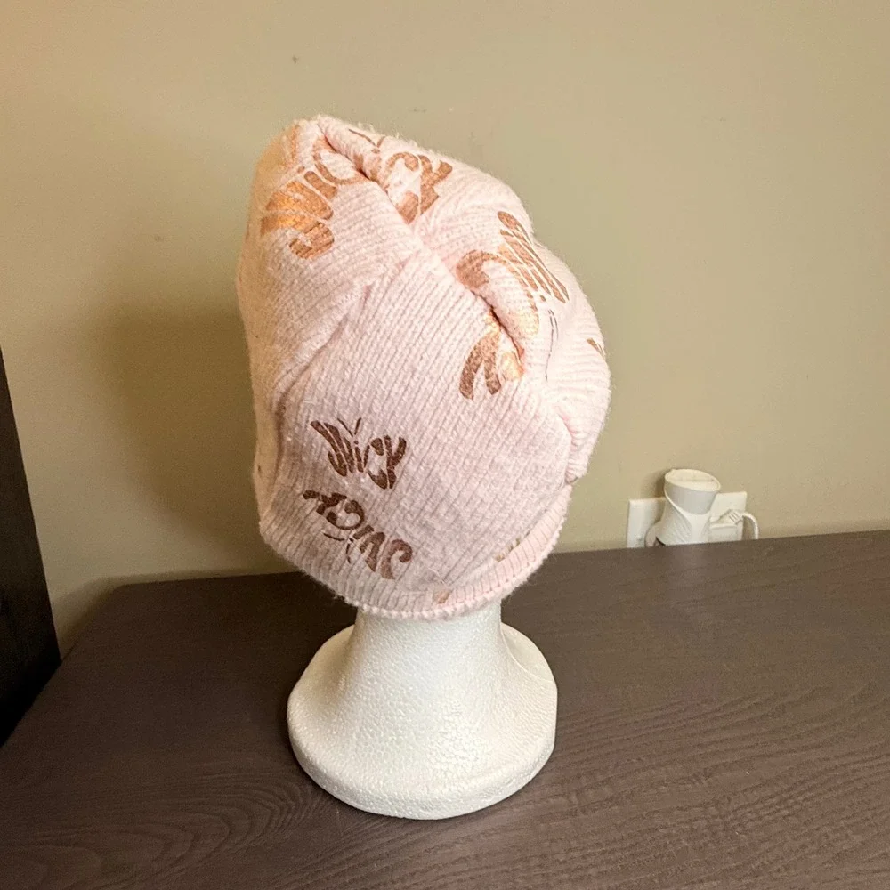 Juicy Couture Kids Pink Knit Beanie Rose Gold Logo Metallic Y2K Faux Fur Lined